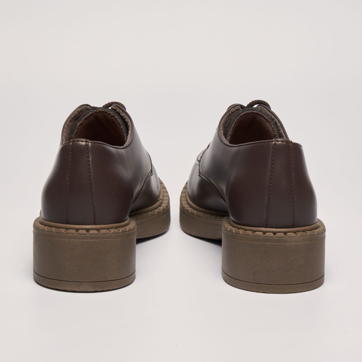 Apple loafers HELEN - chocolate