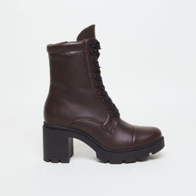Plant-based AGA boots - chocolate