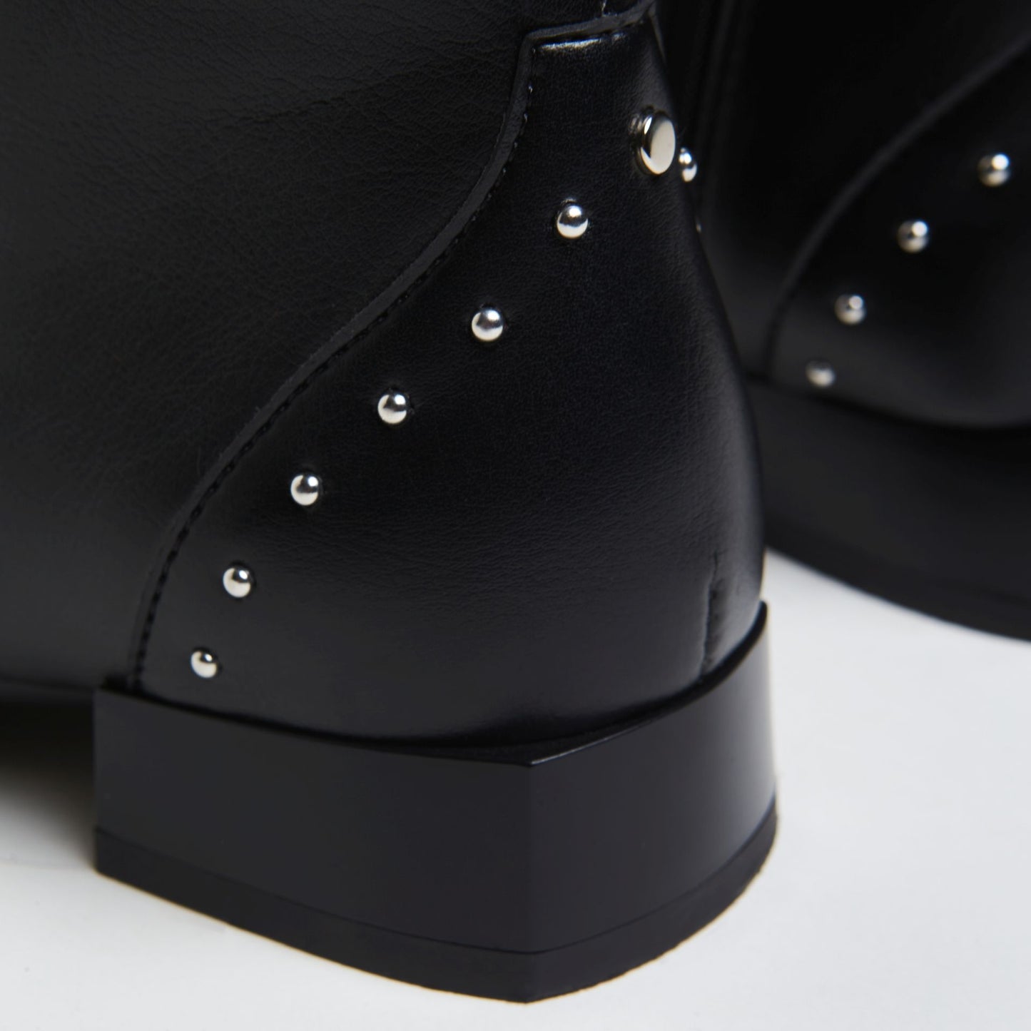 ALEX plant-based boots