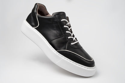 EMI low plant-based sneakers black & white