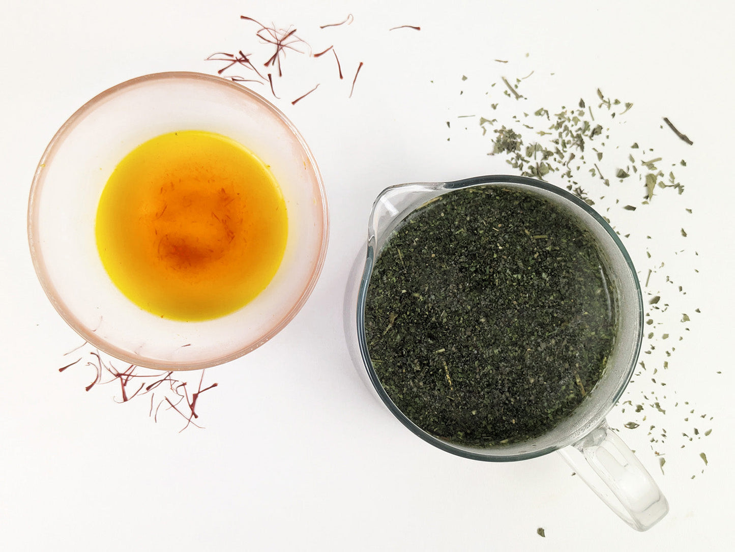 Gift Box Trio (A Jar of each Premium Saffron, Green Cardamom, Herati Mint Leaves)