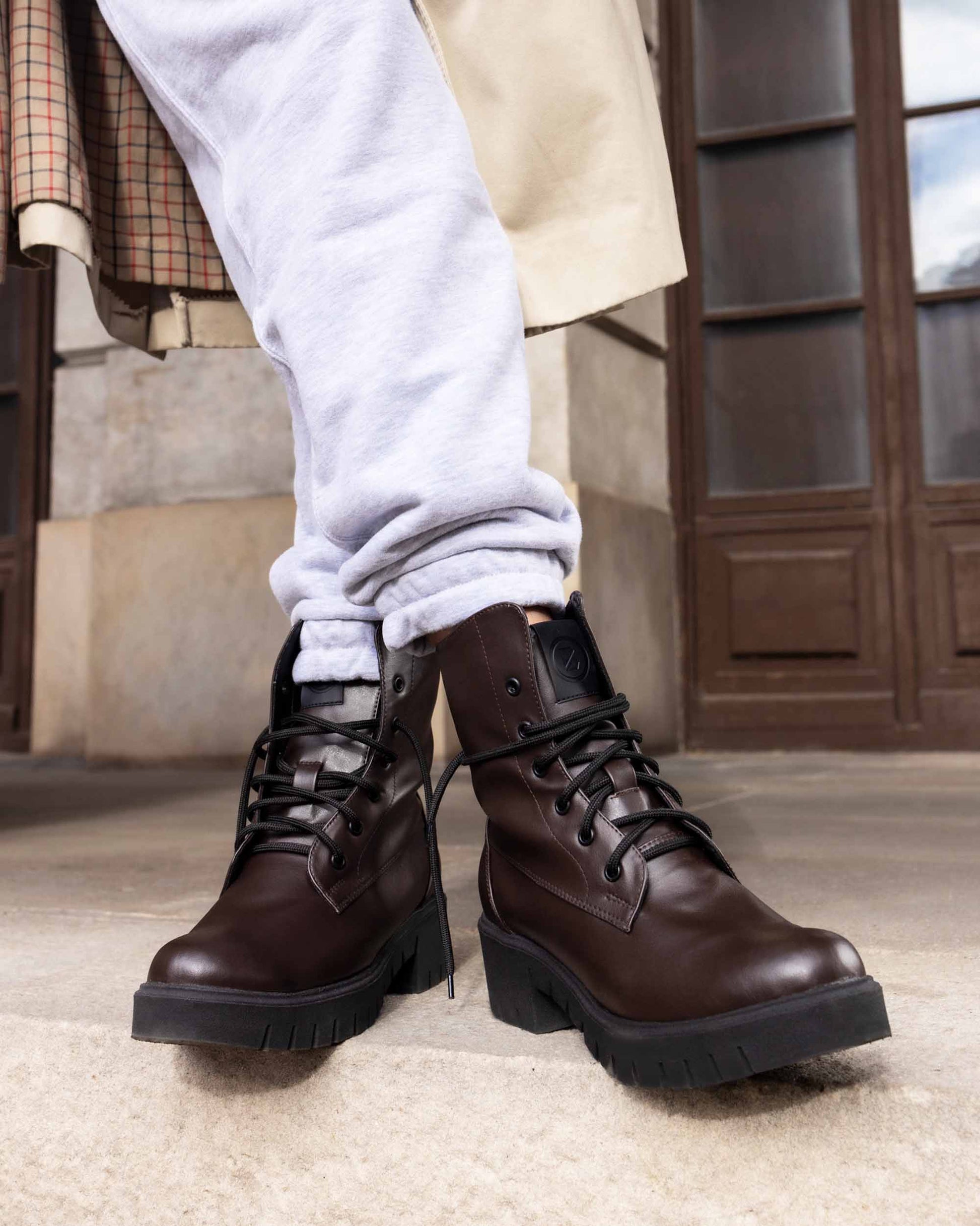 Women's Boots Workers No. 3 Chocolate - Vegan America