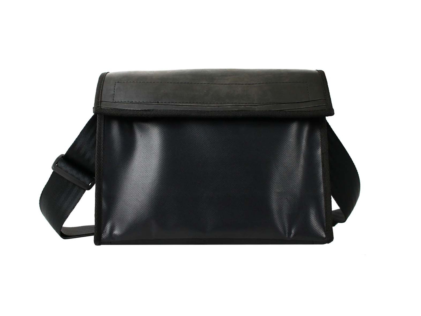 messenger bag M publicity banner & inner tube black - Vegan America