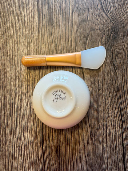 Small Porcelain Face Mask Bowl and Applicator