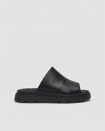 Kado Slides black, vegan corn leather, handmade in Poland - BOHEMA
