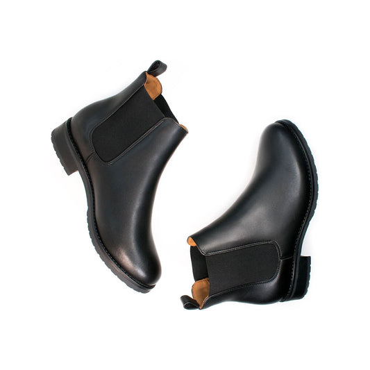 Luxe Smart Chelsea Boots