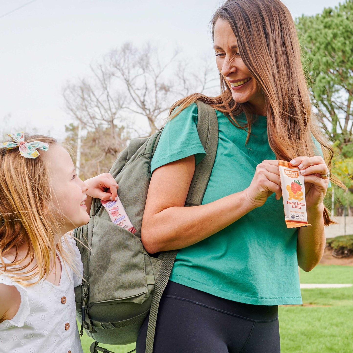 Skout Organic Peanut Butter & Jelly Protein Bar - Vegan America