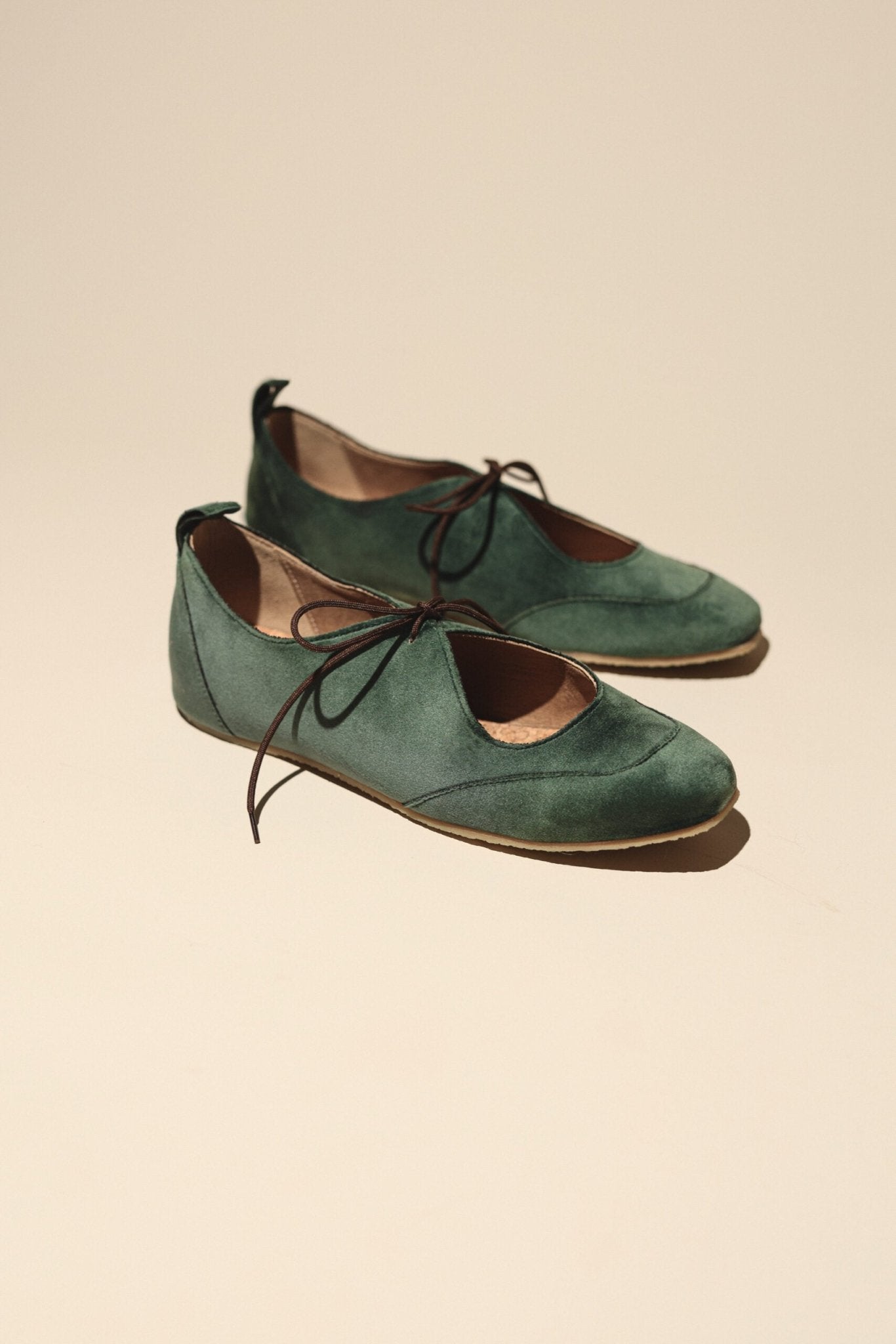 LOUISE (velvet sage) – vegan ballerina flats made from plant - based leather - Vegan America