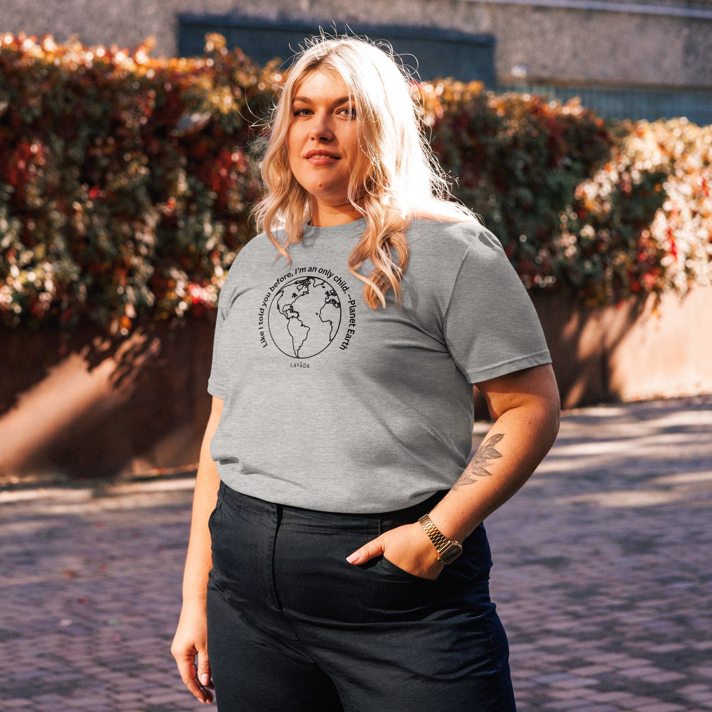 Sustainable T shirt, 100% Organic cotton, 'Planet Earth' Unisex - Vegan America
