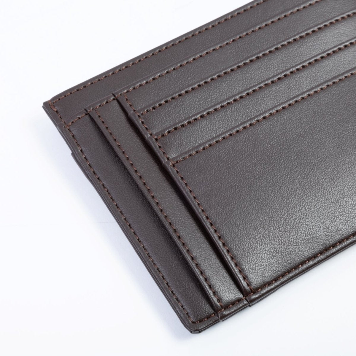 Uppeal™ Brown Zipped Card Holder - Vegan America