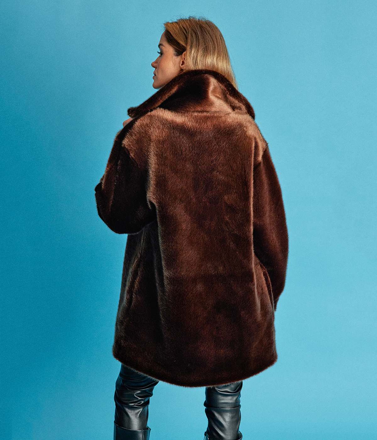 Manteau en Fourrure Vegan Babylone Chocolat - Vegan America