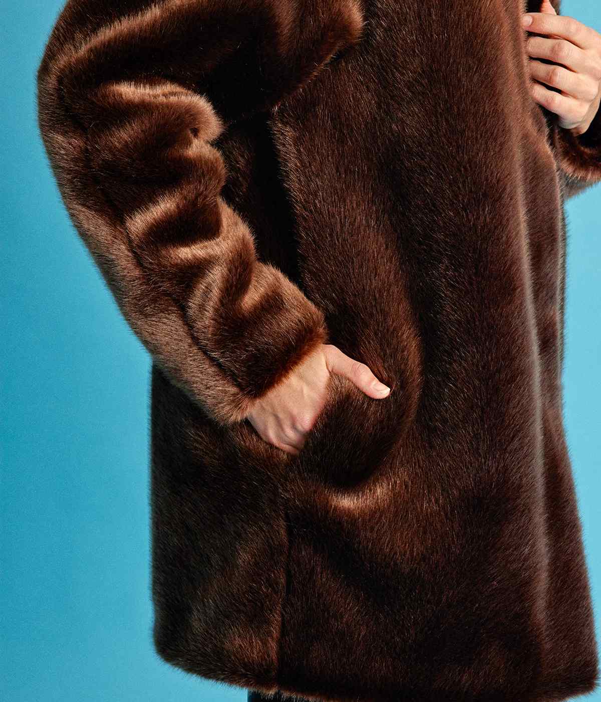 Manteau en Fourrure Vegan Babylone Chocolat - Vegan America