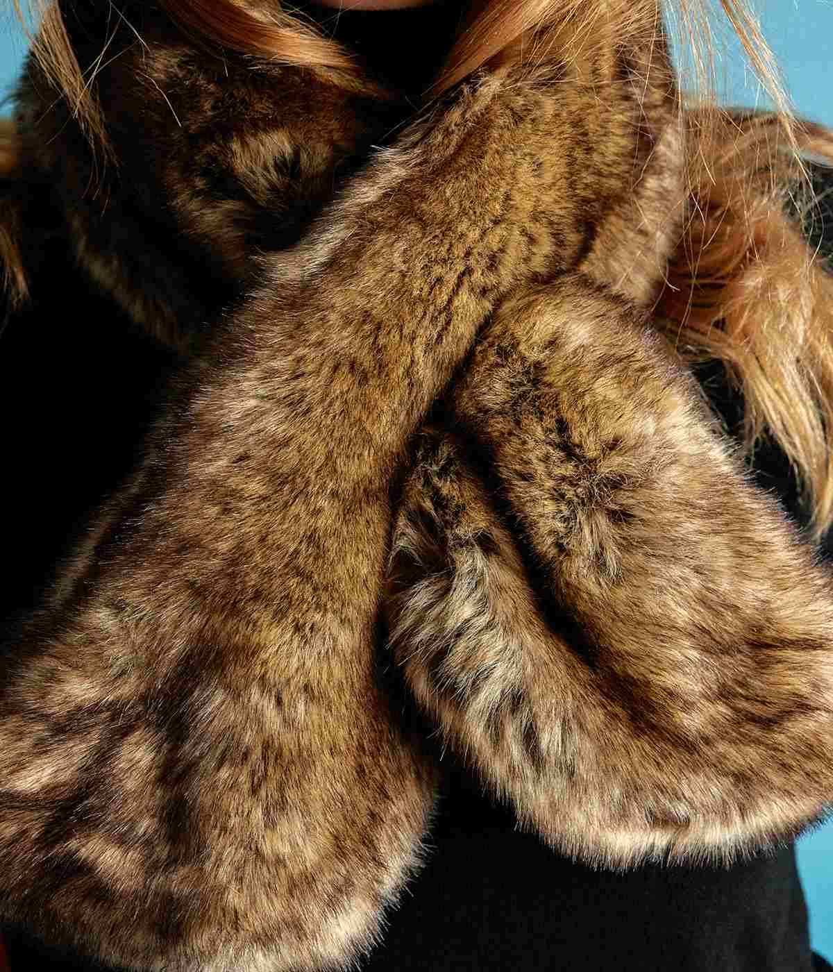 Joséphine Amber Dune Vegan Fur Scarf - Vegan America