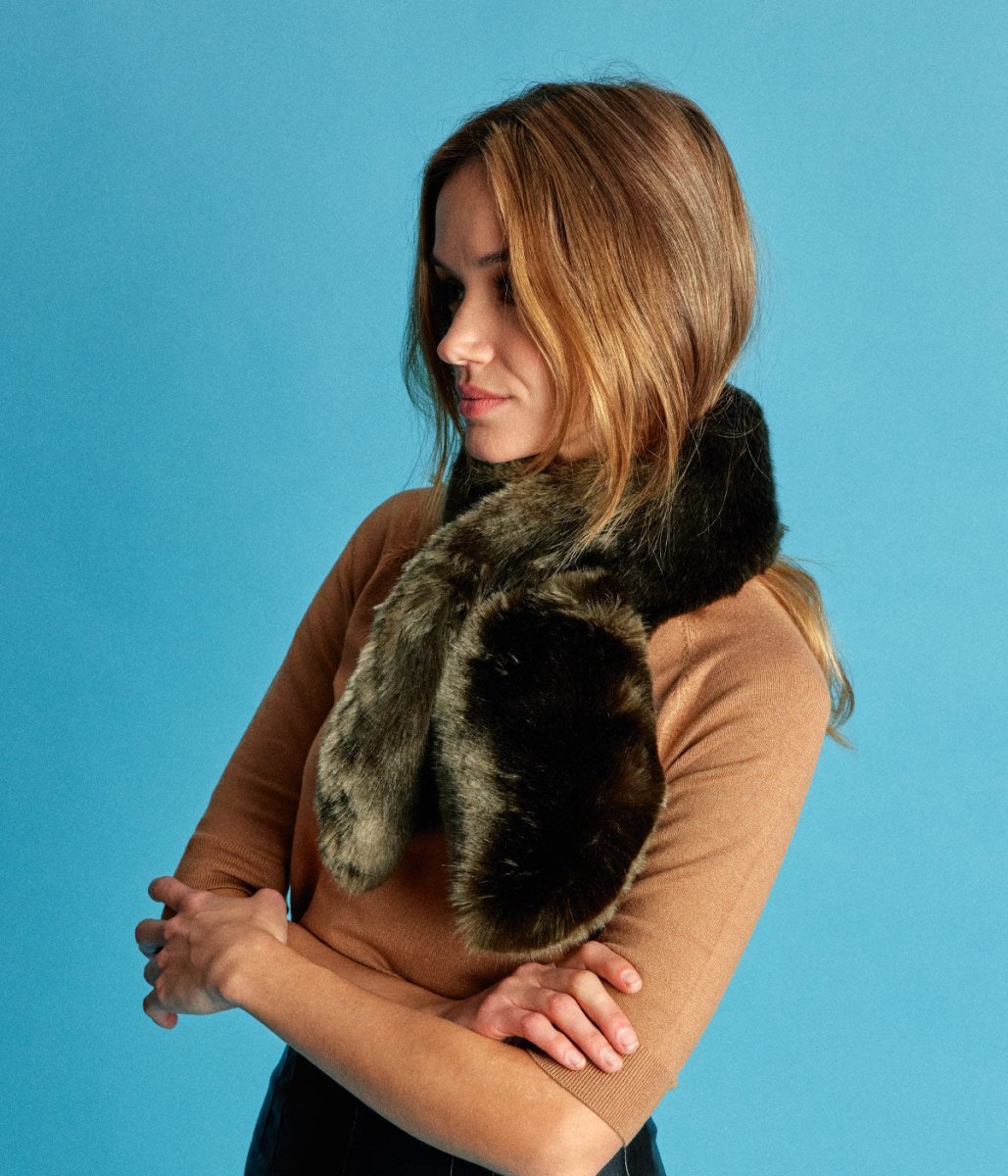Joséphine Bronze Green Vegan Fur Scarf - Vegan America