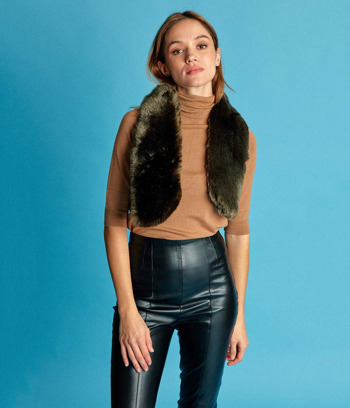 Joséphine Bronze Green Vegan Fur Scarf - Vegan America