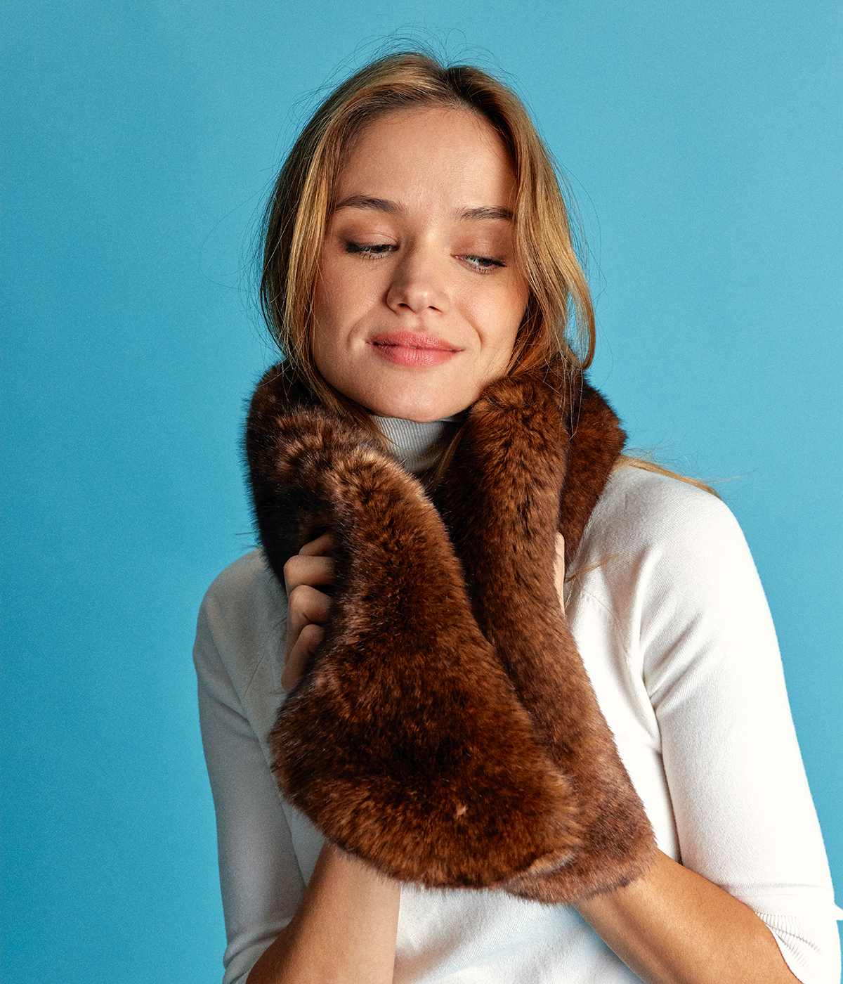 Joséphine Warm Brown Vegan Fur Scarf - Vegan America