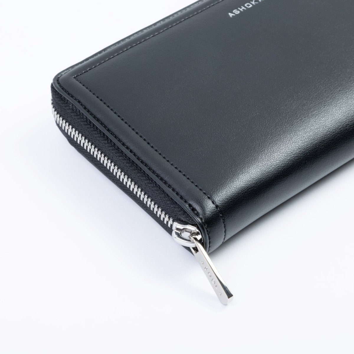 Couture Uppeal™ Black Companion Wallet - Vegan America