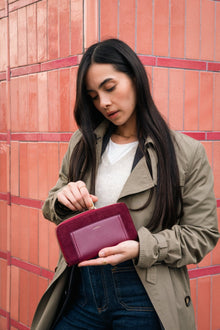 Oxymore Uppeal™ Bordeaux Companion Wallet - Vegan America