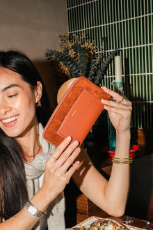 Oxymore Uppeal™ Camel Companion Wallet - Vegan America