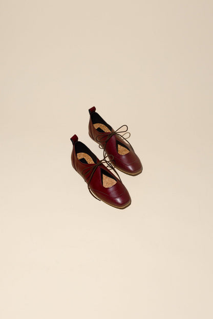 LOUISE (smooth burgundy) – vegan ballerina flats made from plant - based leather - Vegan America